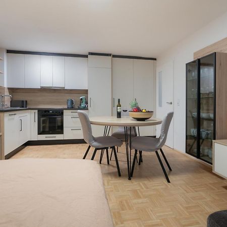 Modern Apartment, Full Kitchen, For 6 Гмунден Экстерьер фото