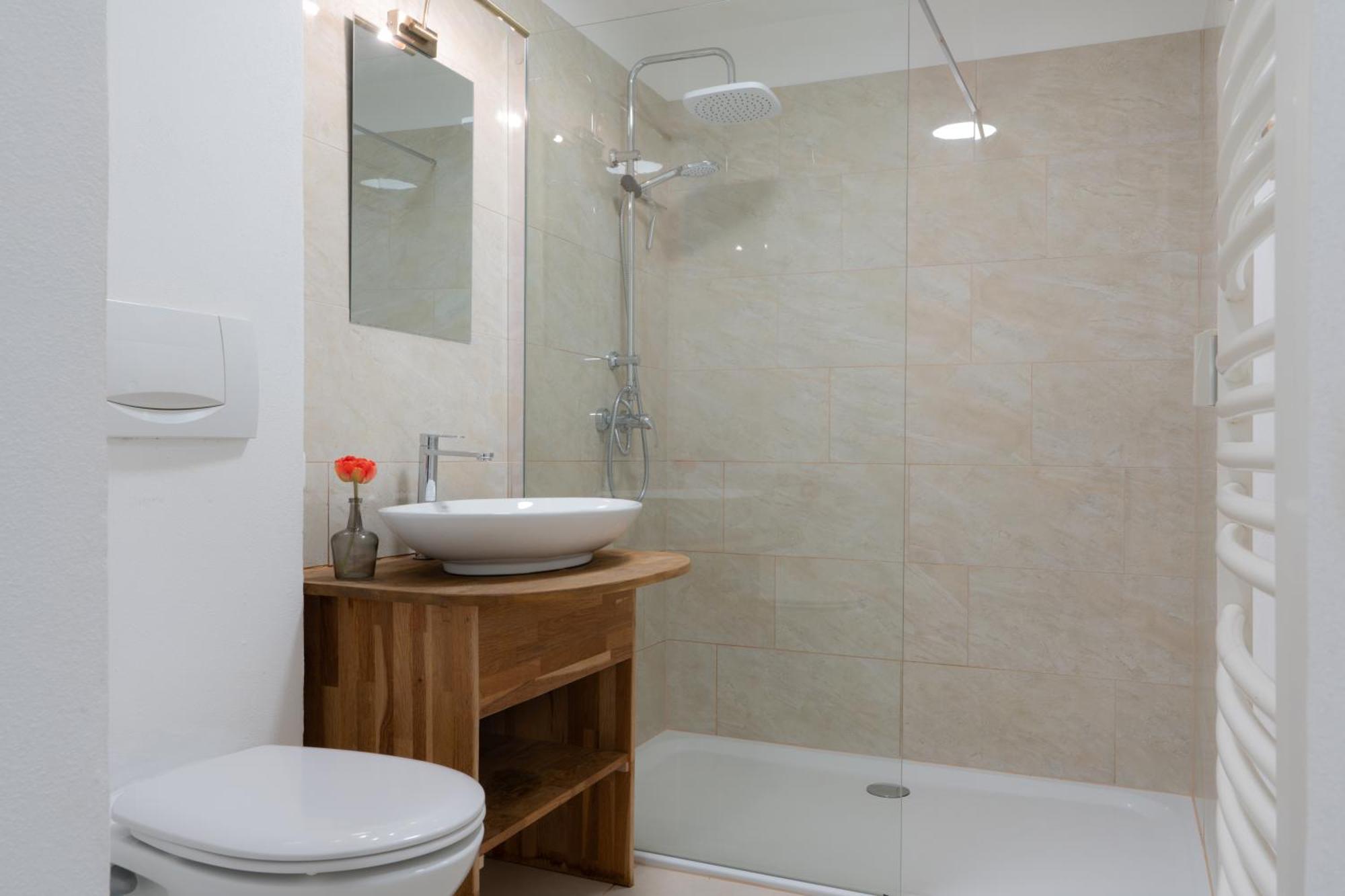 Modern Apartment, Full Kitchen, For 6 Гмунден Экстерьер фото